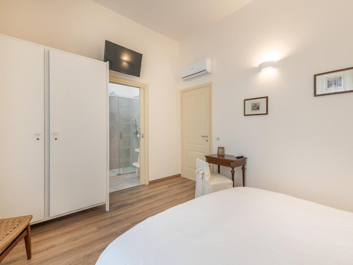 Palazzo Merello Bed & Breakfast *
